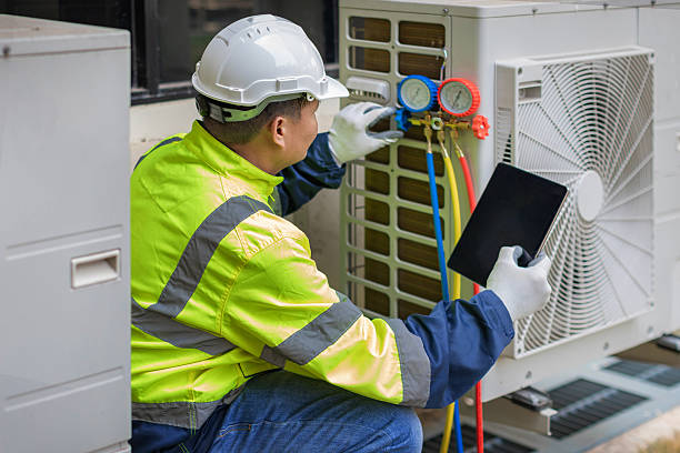 Professional Ac Installation technician working in Shafer, MN